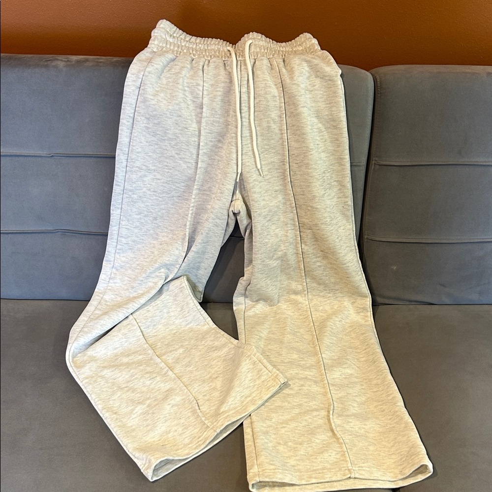 SHEIN - Sweatpants - Size 2